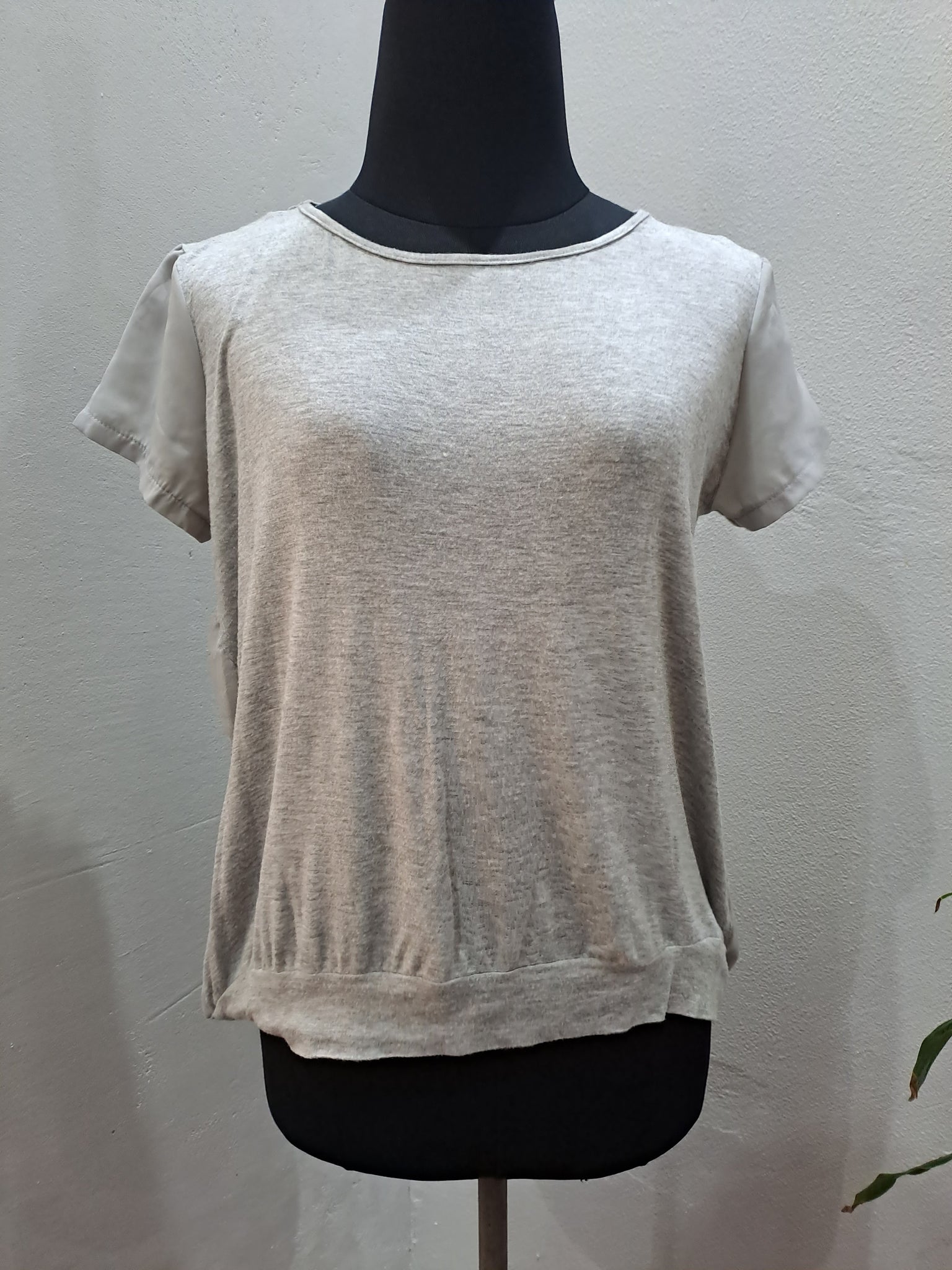Casual Top (8/32)