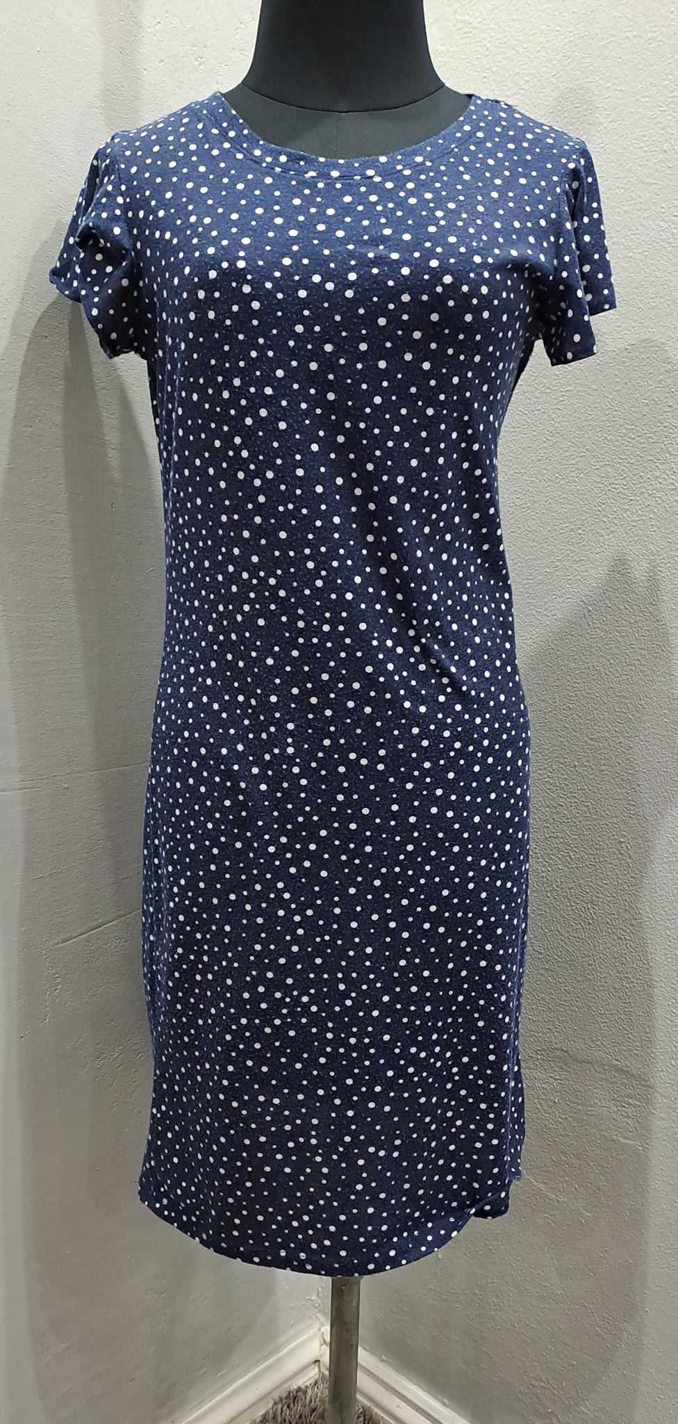 Polka Dot Tshirt Dress (8/32)