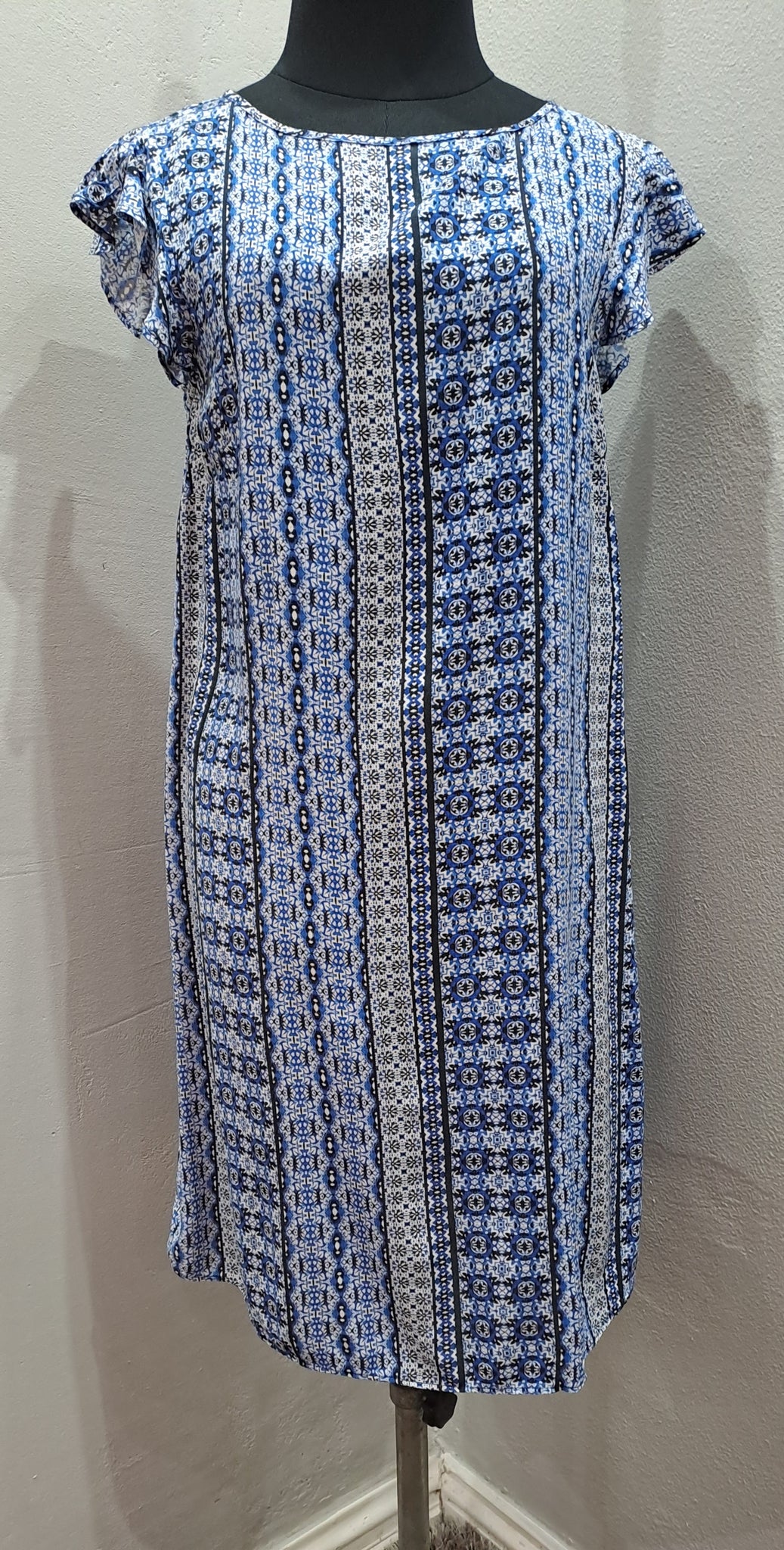 Woolies Viscose Dress (8/32)