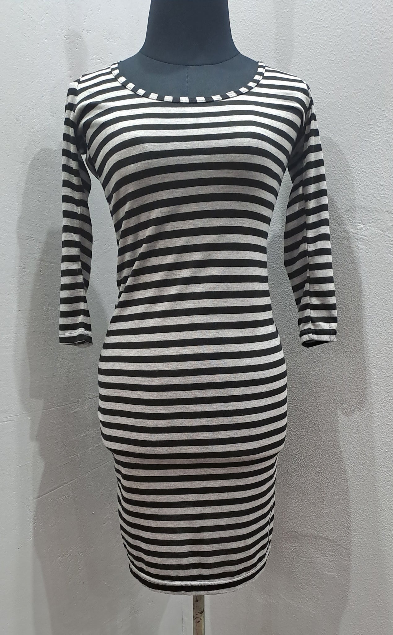 Long Sleeve Dress (Small)