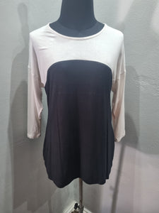 Woolies Monochrome Top (10/34)