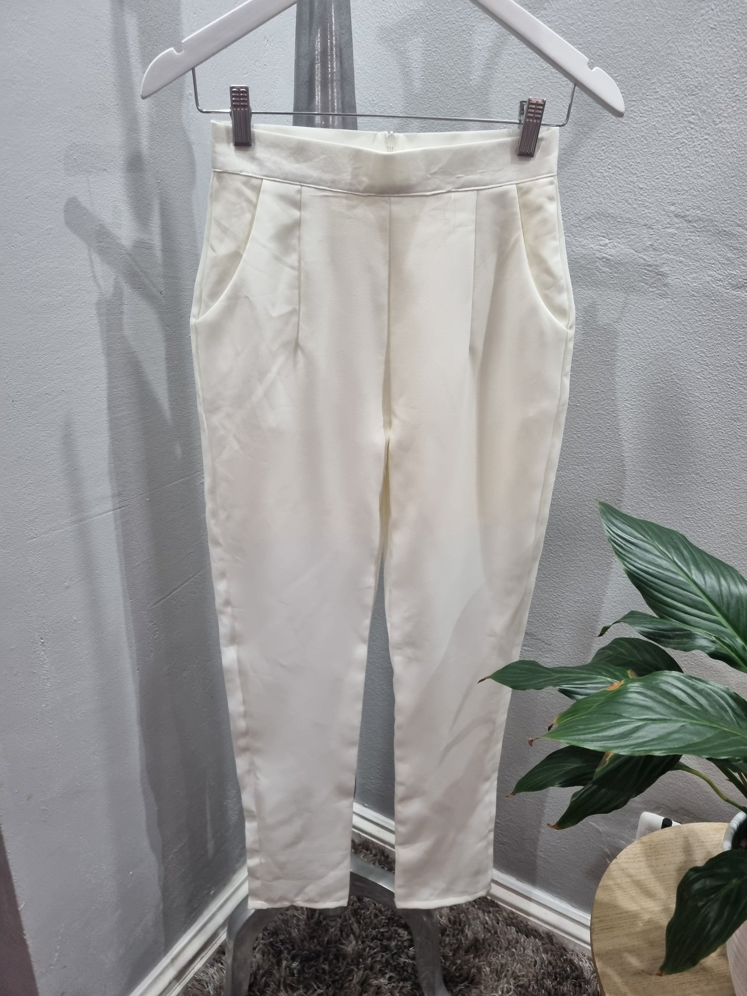 High Waisted Tailored Pants (Small)