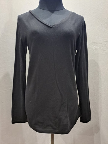 Basic Long Sleeve Tee (Medium)