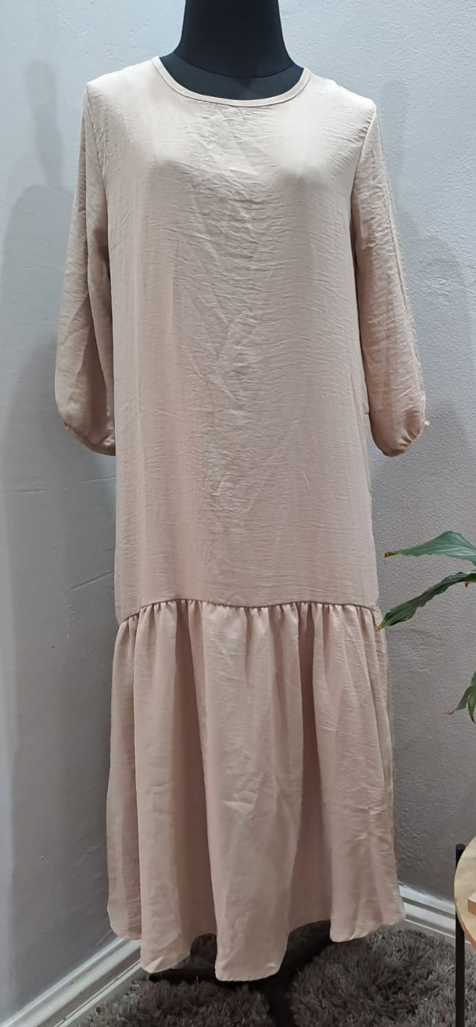 Long Sleeve Tier Dress (Large)