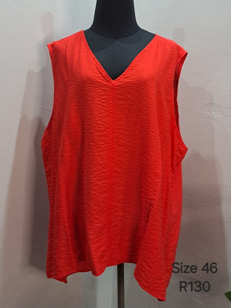 Sleeveless Top (22/46)
