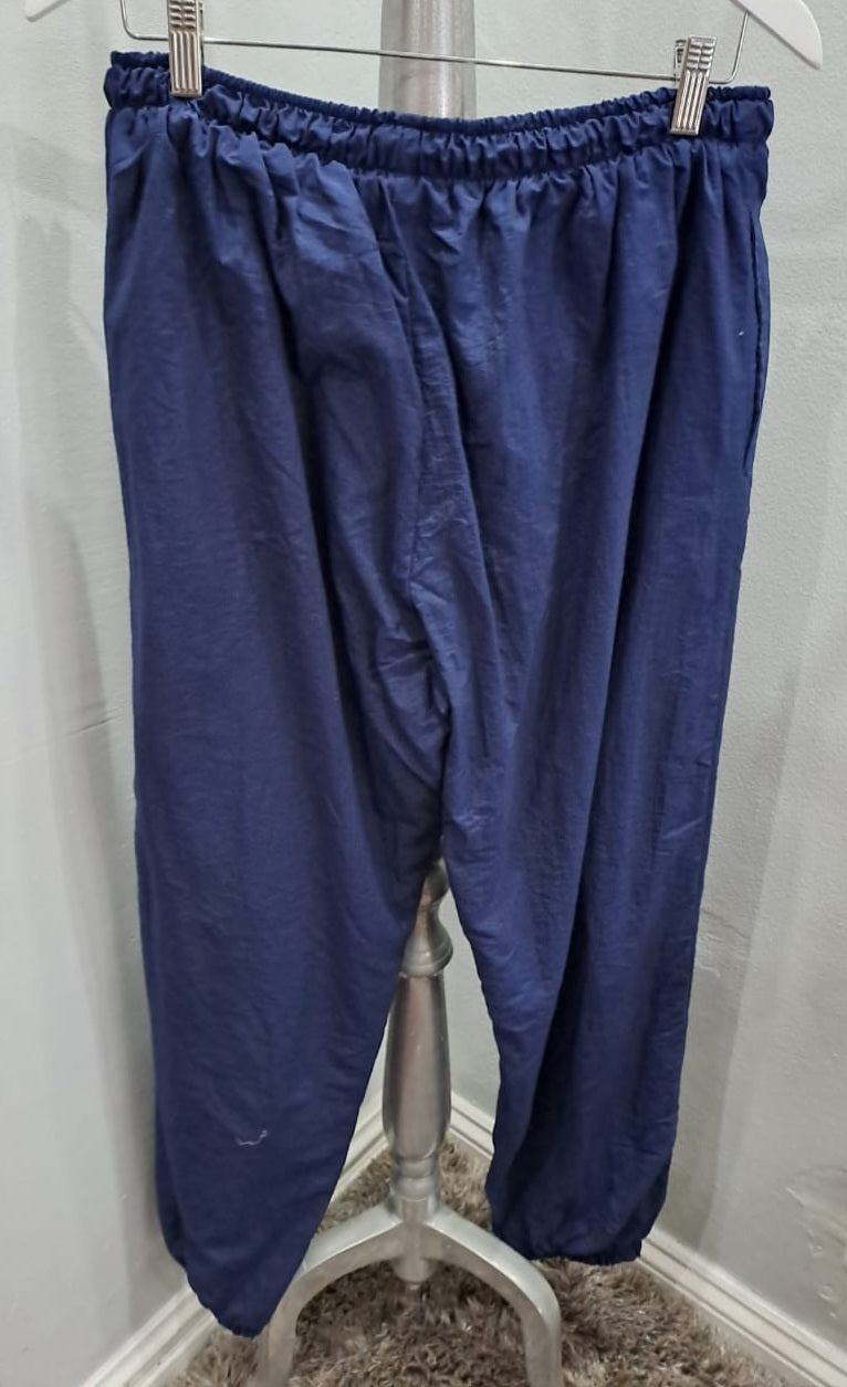 Woolies Track Pants (Large)