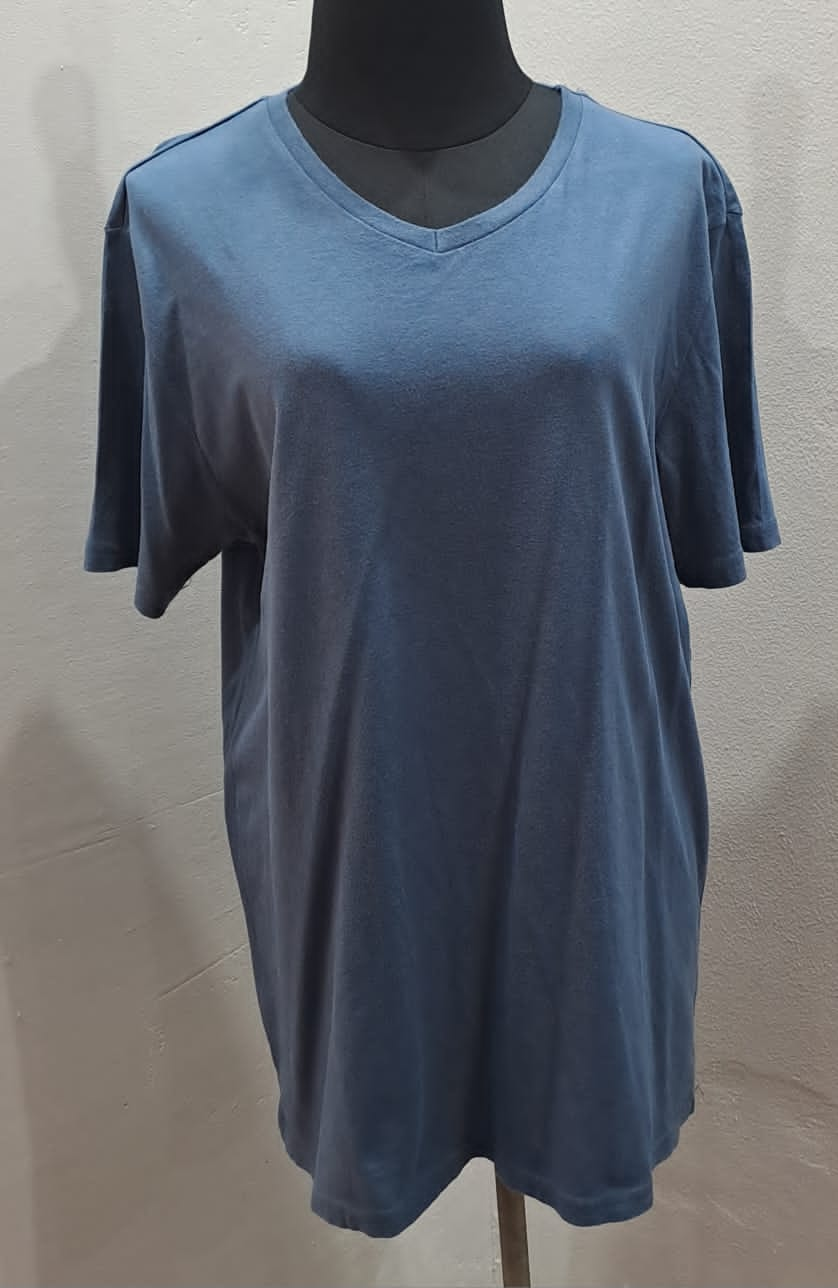 Basic VNeck TShirt (Medium)