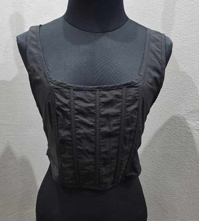 Fitted Crop Top (8/32)