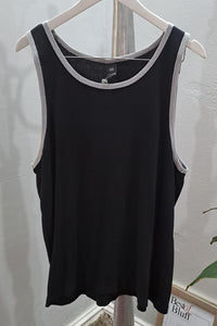 Men's Vest (2XL)