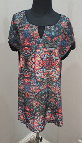 Patterned Keyhole Top (2XL)