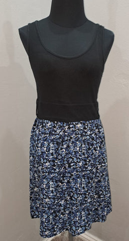 Baby Doll Style Dress (Small)