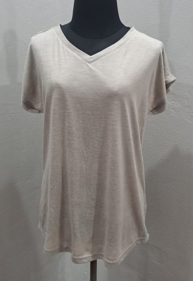 Basic VNeck TShirt (XL)