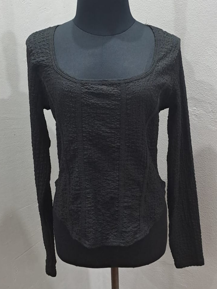 Round Neck Top (16/40)