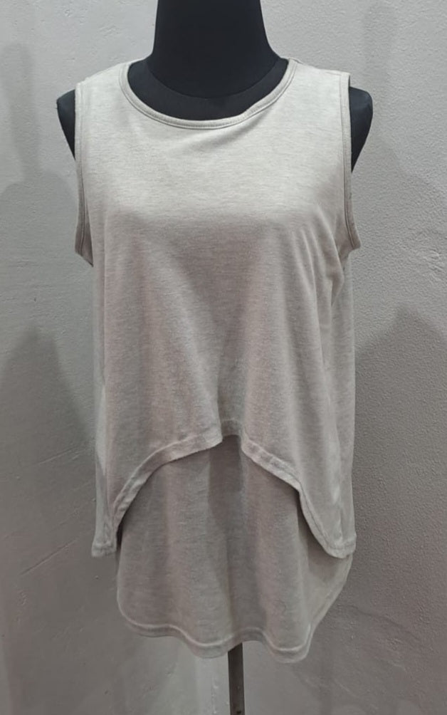 Nursing Top (10/34)