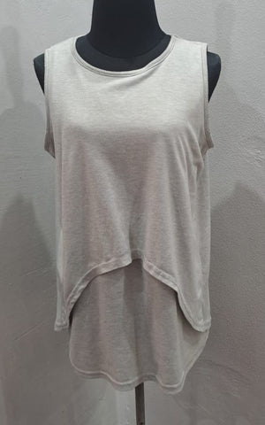 Nursing Top (10/34)