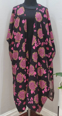 Floral Kimono (Large fits up to 52)