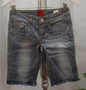 Cut Off Denim Shorts (4/28)