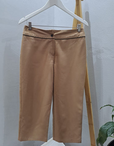 Capri Pants (8/32)